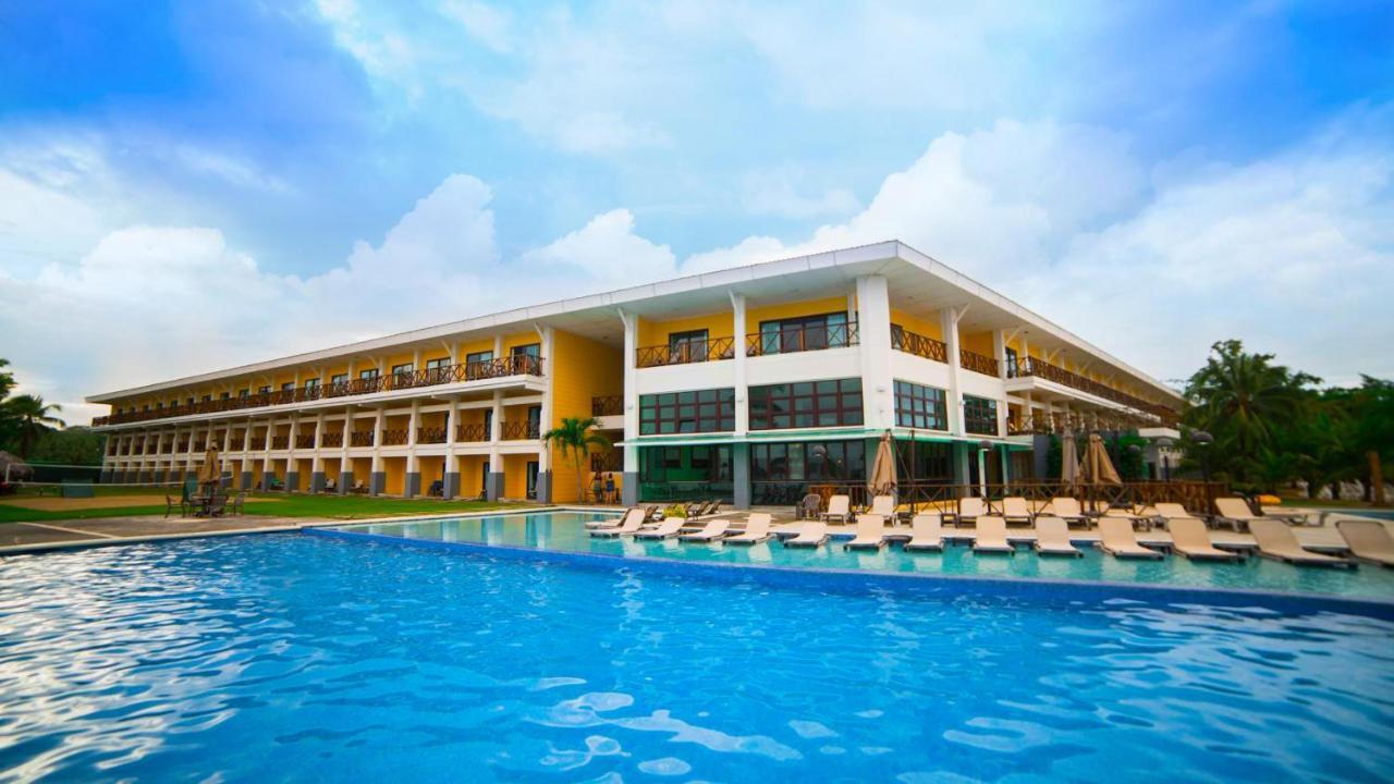Playa Tortuga Hotel And Beach Resort 보카스 타운 외부 사진