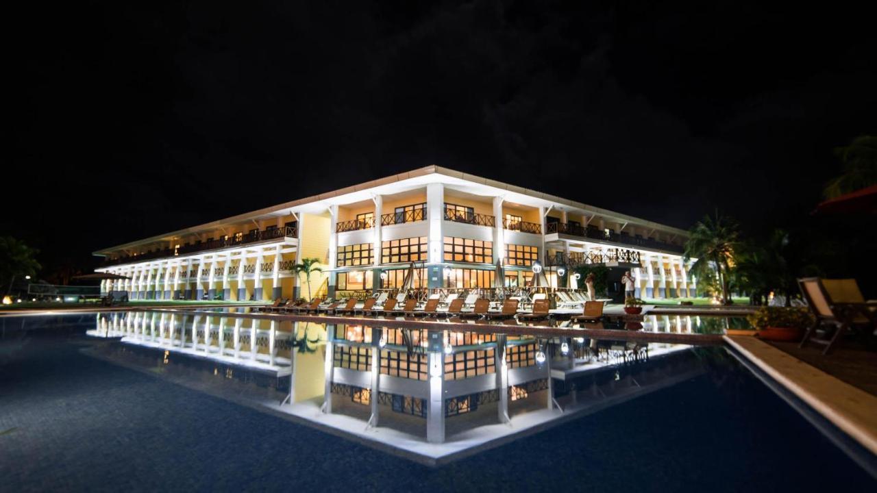 Playa Tortuga Hotel And Beach Resort 보카스 타운 외부 사진