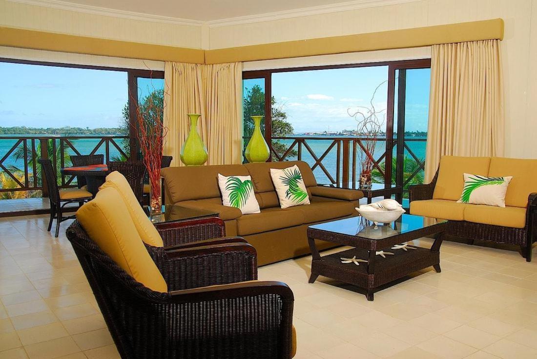 Playa Tortuga Hotel And Beach Resort 보카스 타운 외부 사진