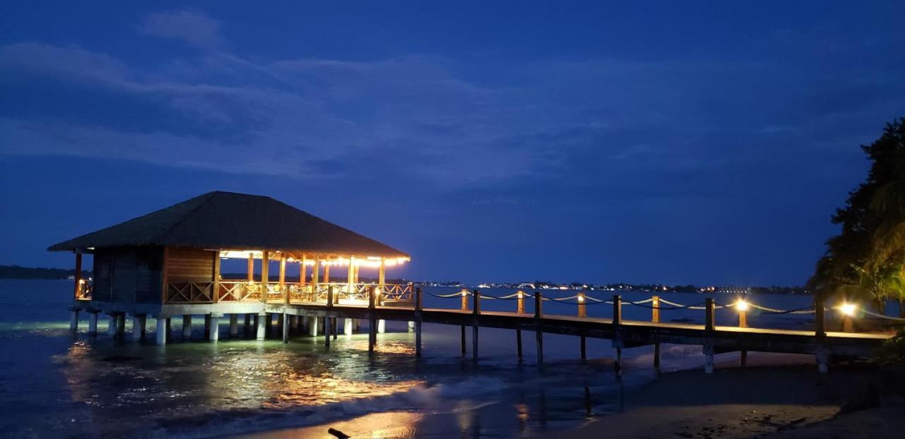 Playa Tortuga Hotel And Beach Resort 보카스 타운 외부 사진